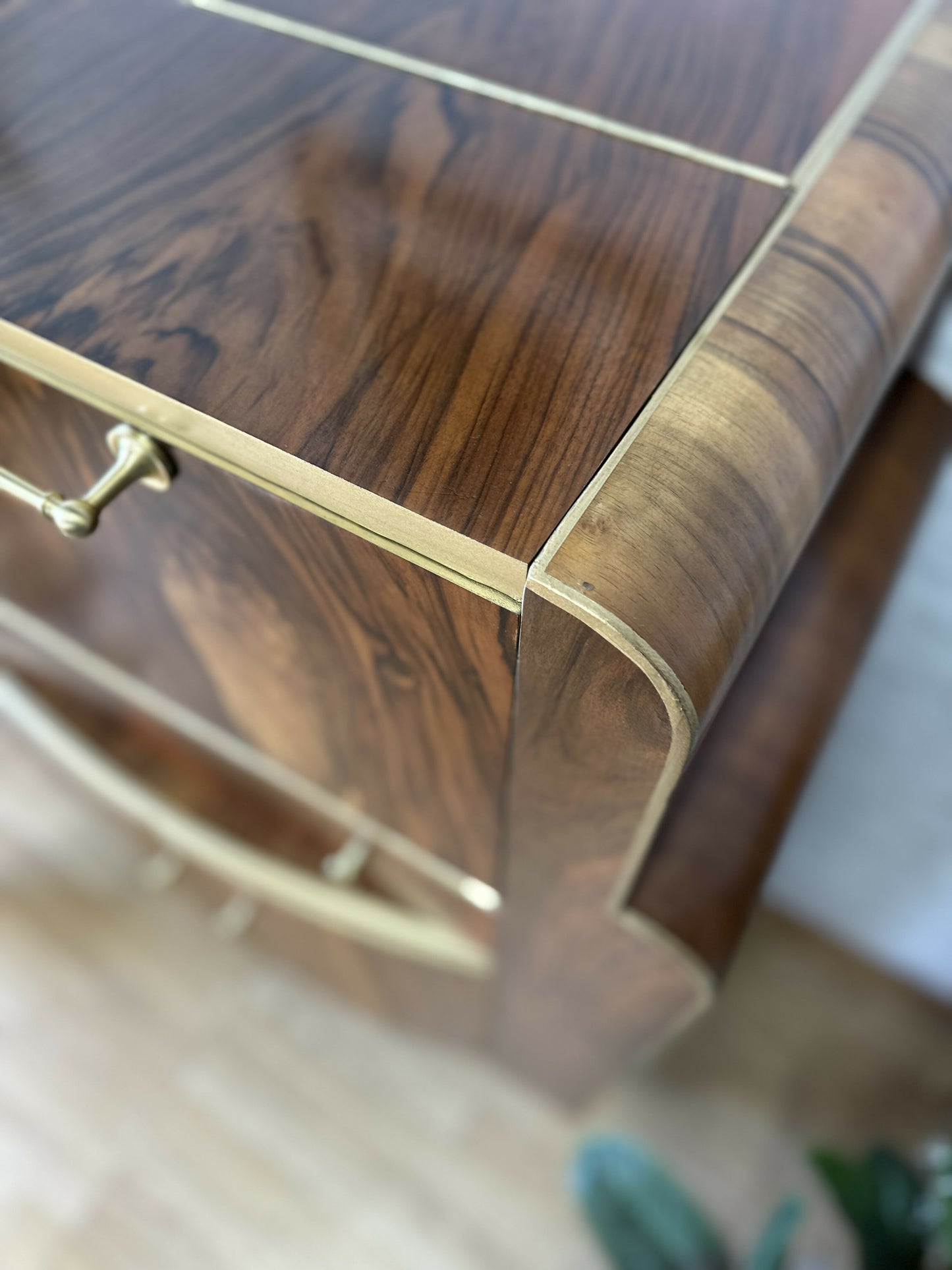 Cocktail Cabinet, Vintage Drinks Bar, Art Deco,1930’s Drinks Unit, Retro Bar, Walnut MADE TO ORDER