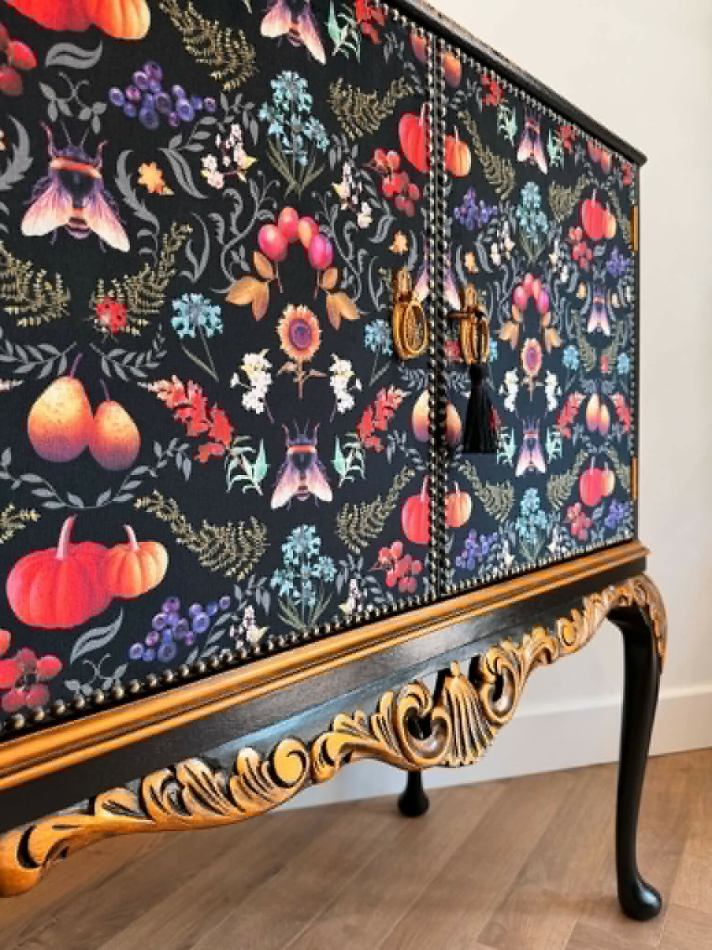 Drinks Cocktail Cabinet Ornate Vintage Home Bar | Velvet, Black, Copper, Florals