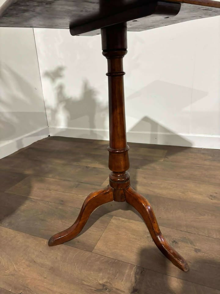Victorian Mahogany Lamp Table On Tripod Base