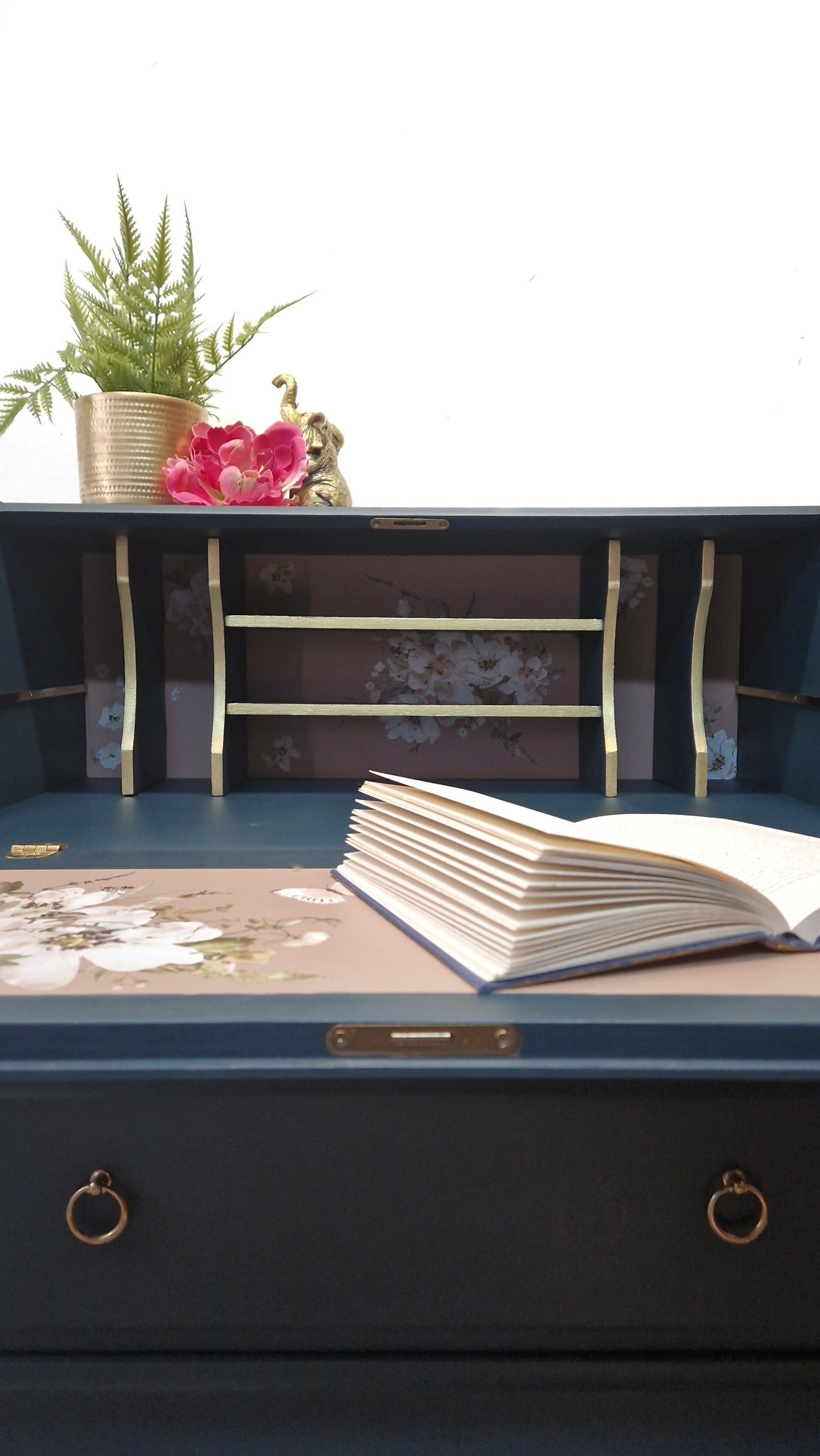 Stag minstrel bureau