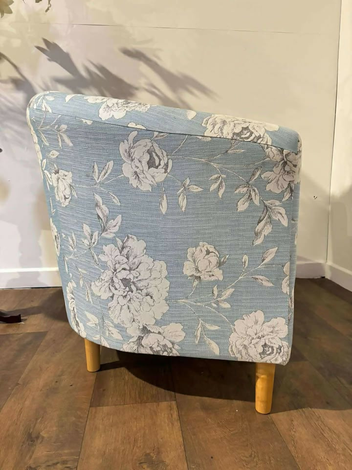 Contemporary Blue Patterned Upholstered Tub Chairx