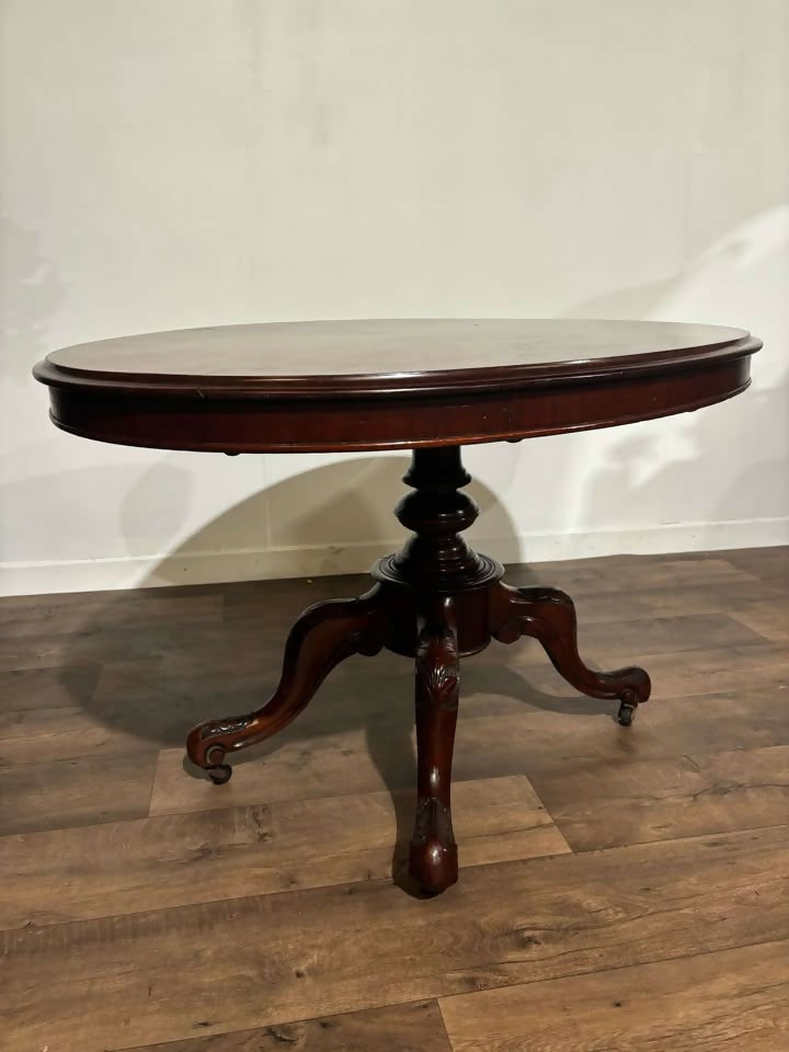Victorian Mahogany Oval Breakfast Tableb