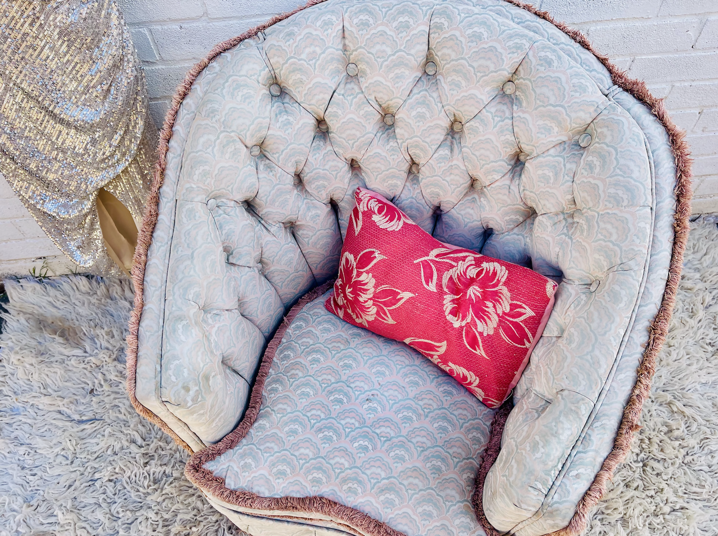Stunning Vintage Hollywood Revival Scalloped Armchair In Pink And Blue