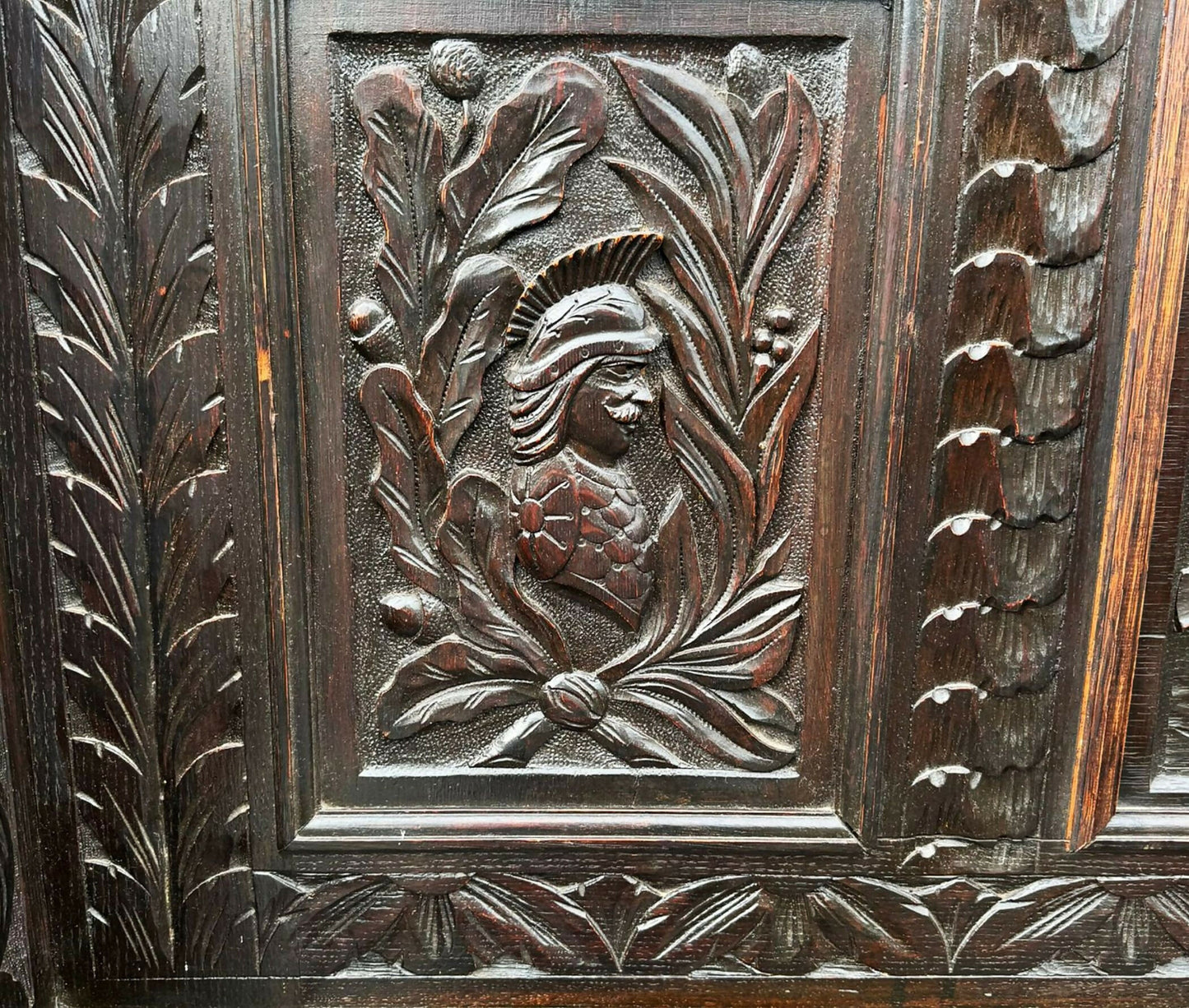 A Late Victorian Carved Oak Box Settle / Hall Bench
