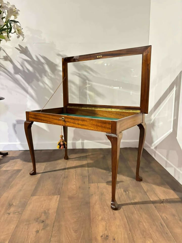 Vintage Glazed Bijouterie Display Table on Cabriole Supports