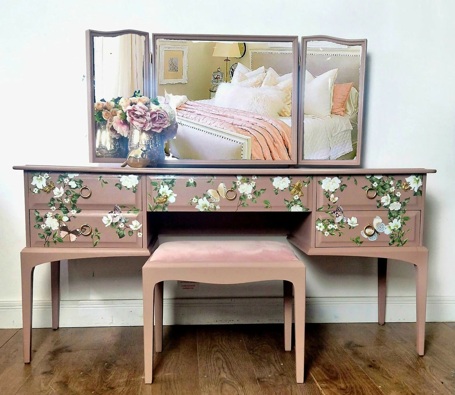 Pink stag dressing table,