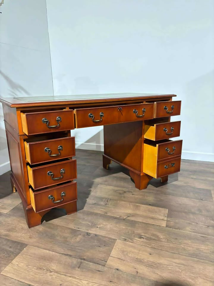 Reproduction Yew Twin Pedestal Kneehole Desk with Leather Topvb