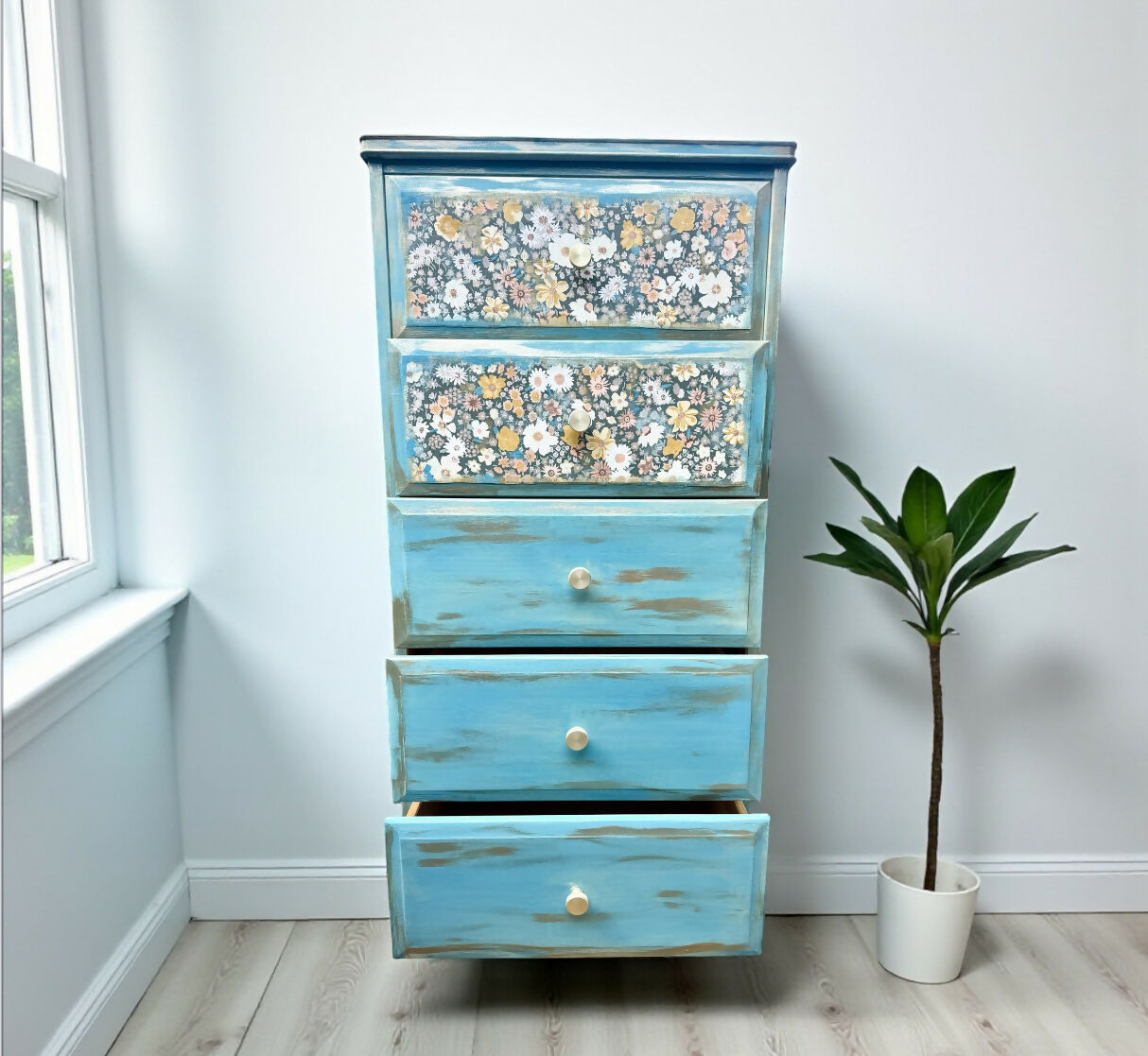 Tall Drawer Cabinet.