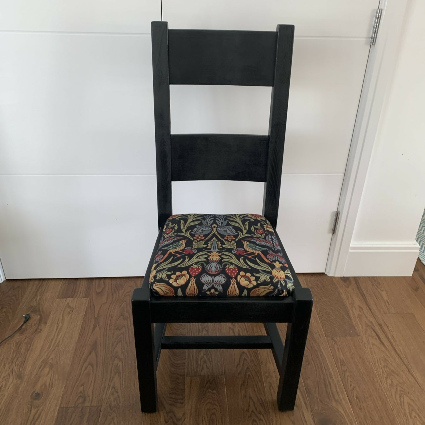 black dining room chair