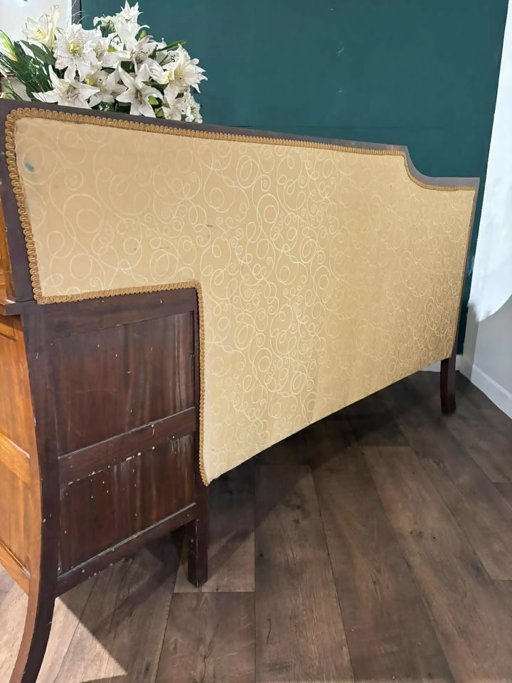 Edwardian Walnut Upholstered setteez