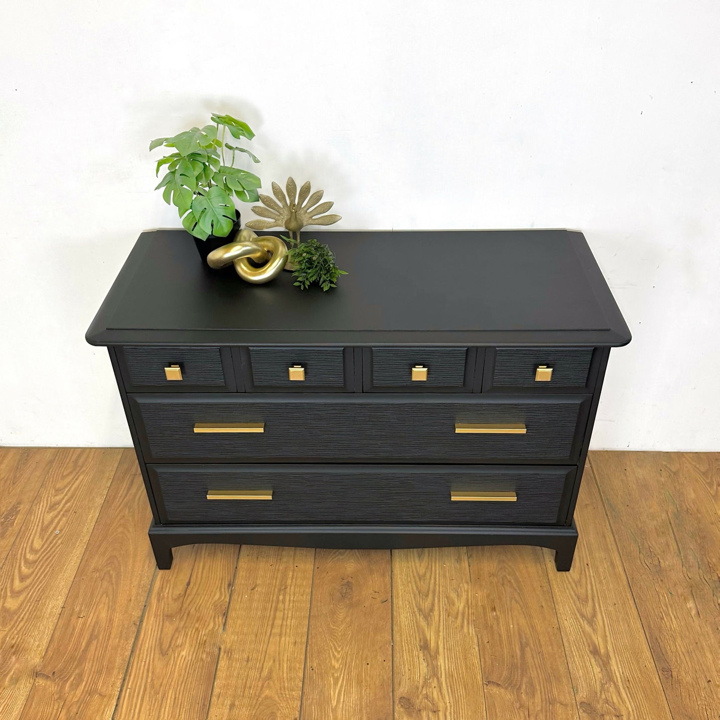 Refinished Mid Century Stag Minstrel Chest of drawers, black, vintage dresser