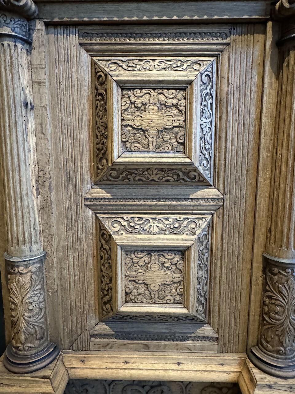 Wonderful Flemish 18th Century Oak Cabinet