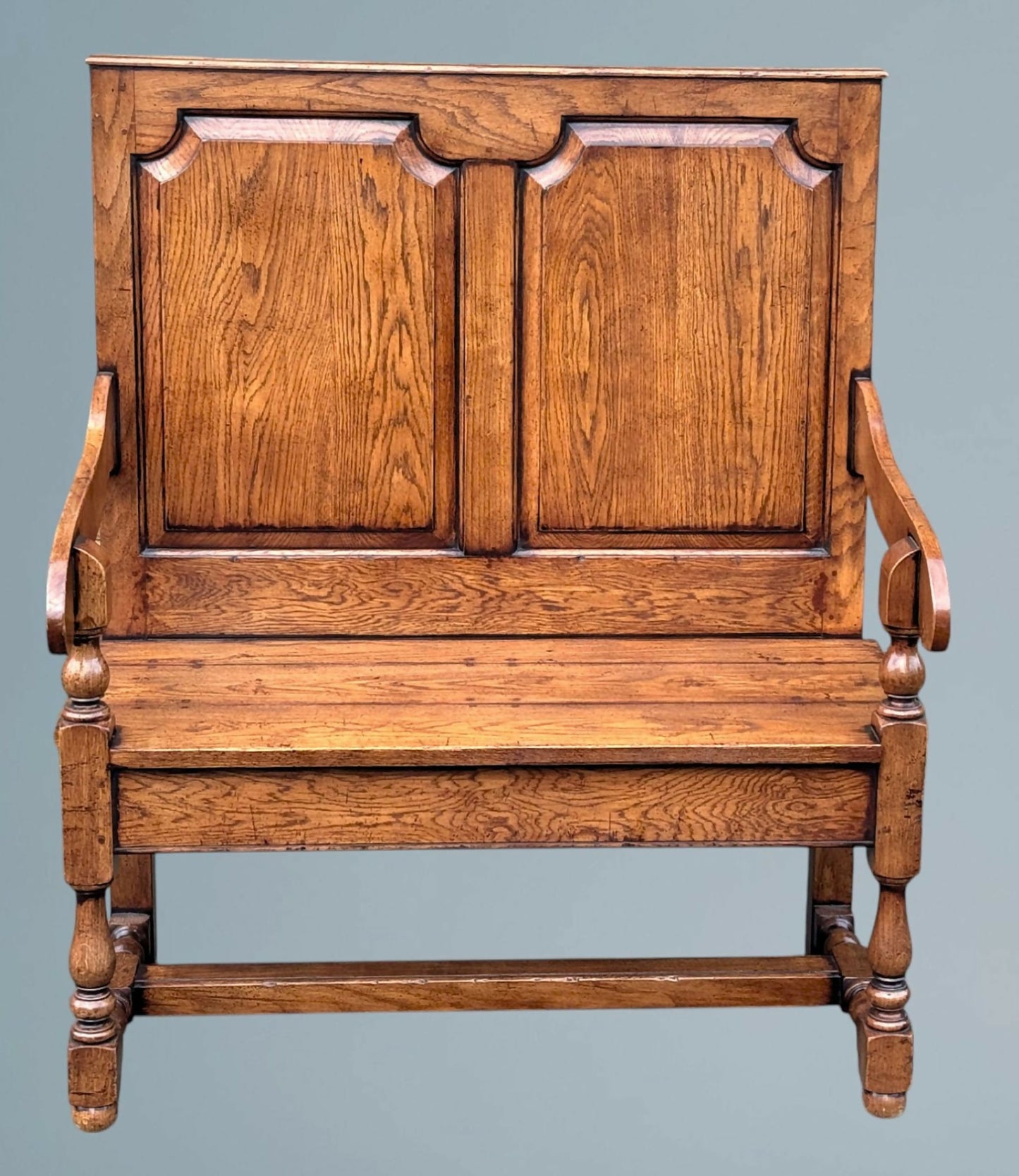 Oak Settle / Oak Hall Seat / Oak Hall Bench