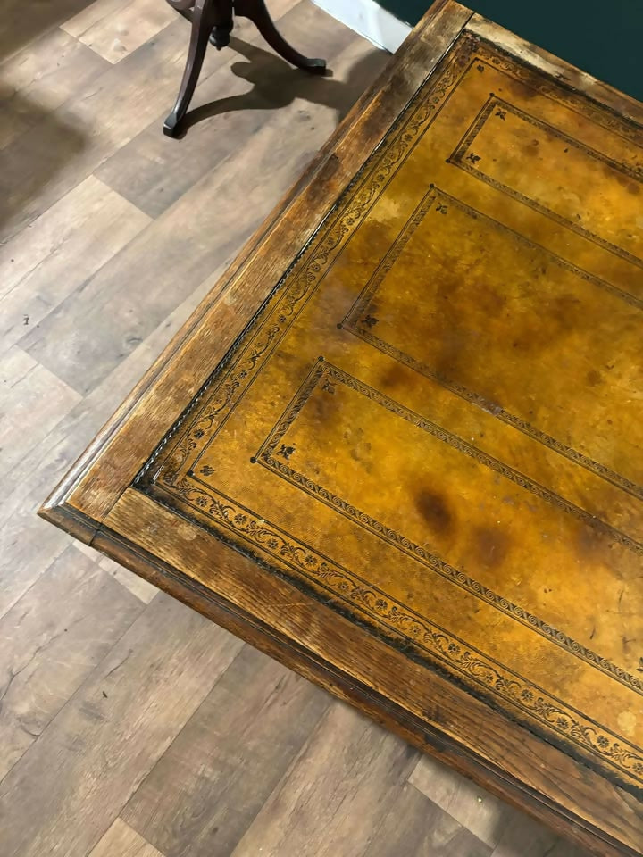 Victorian oak library table featuring n