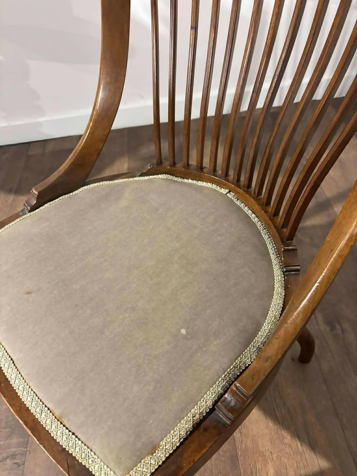 Edwardian Serpentine Front Nursing Chair