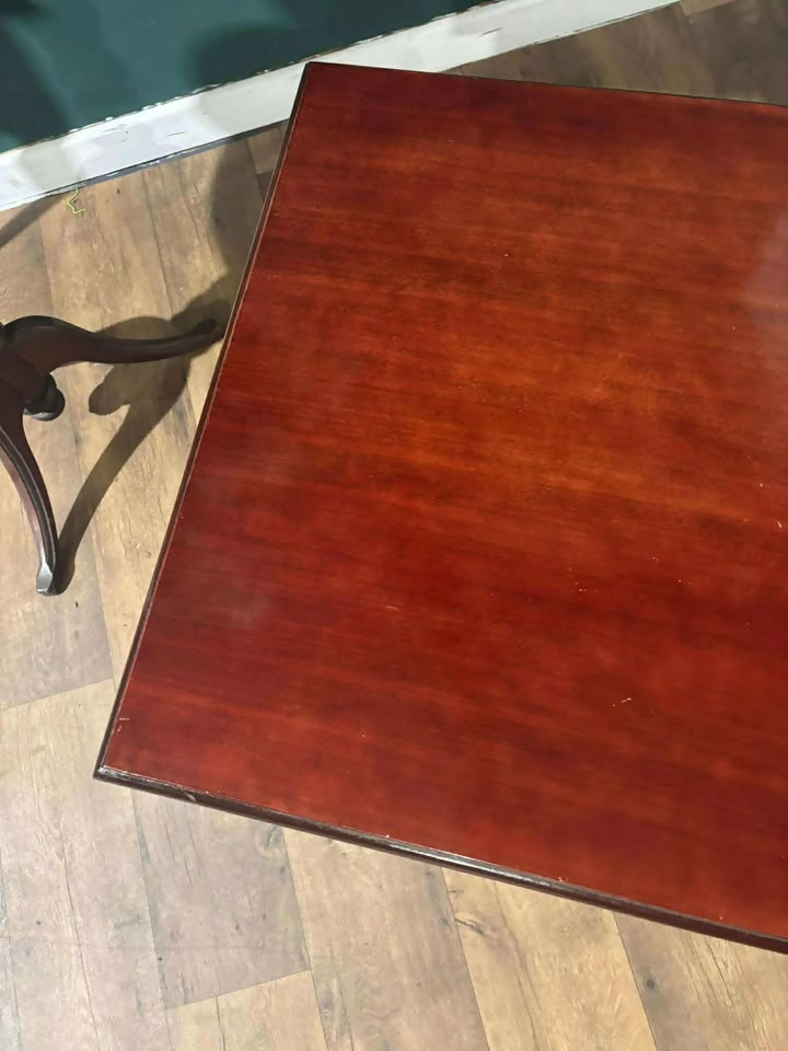 Reproduction Mahogany Side Tabledf