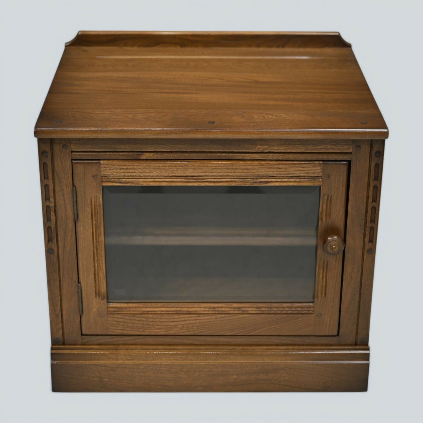 Ercol Entertainment Cabinets 5 Piece Corner Modular Golden Dawn FREE UK Delivery