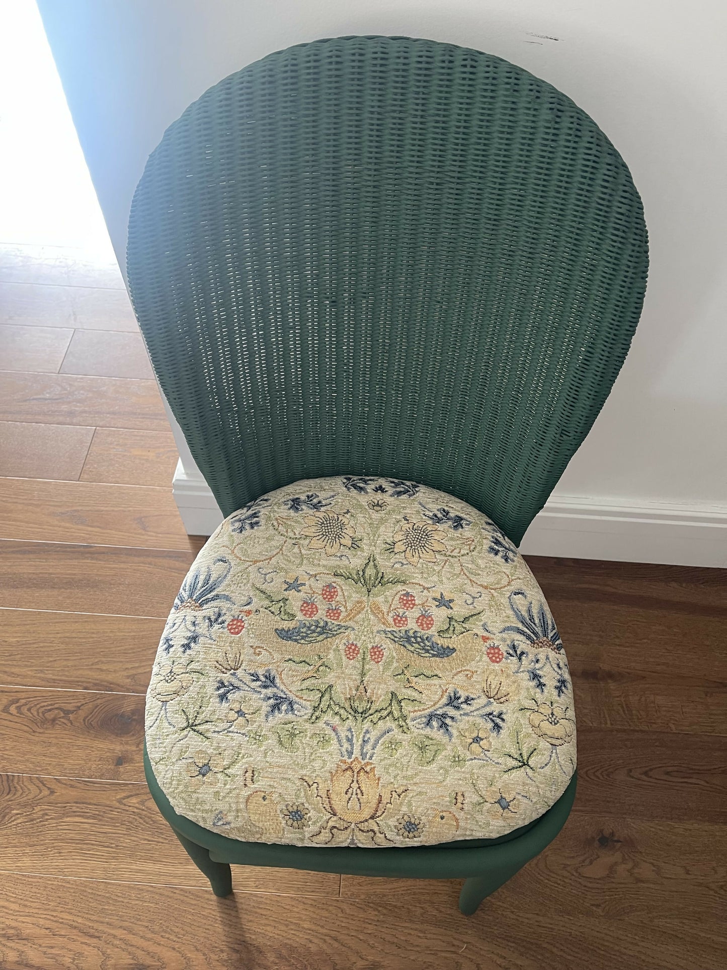 Copy of Lloyd loom dining/ accent chairs. Different colours. Different fabric. Choose the combination
