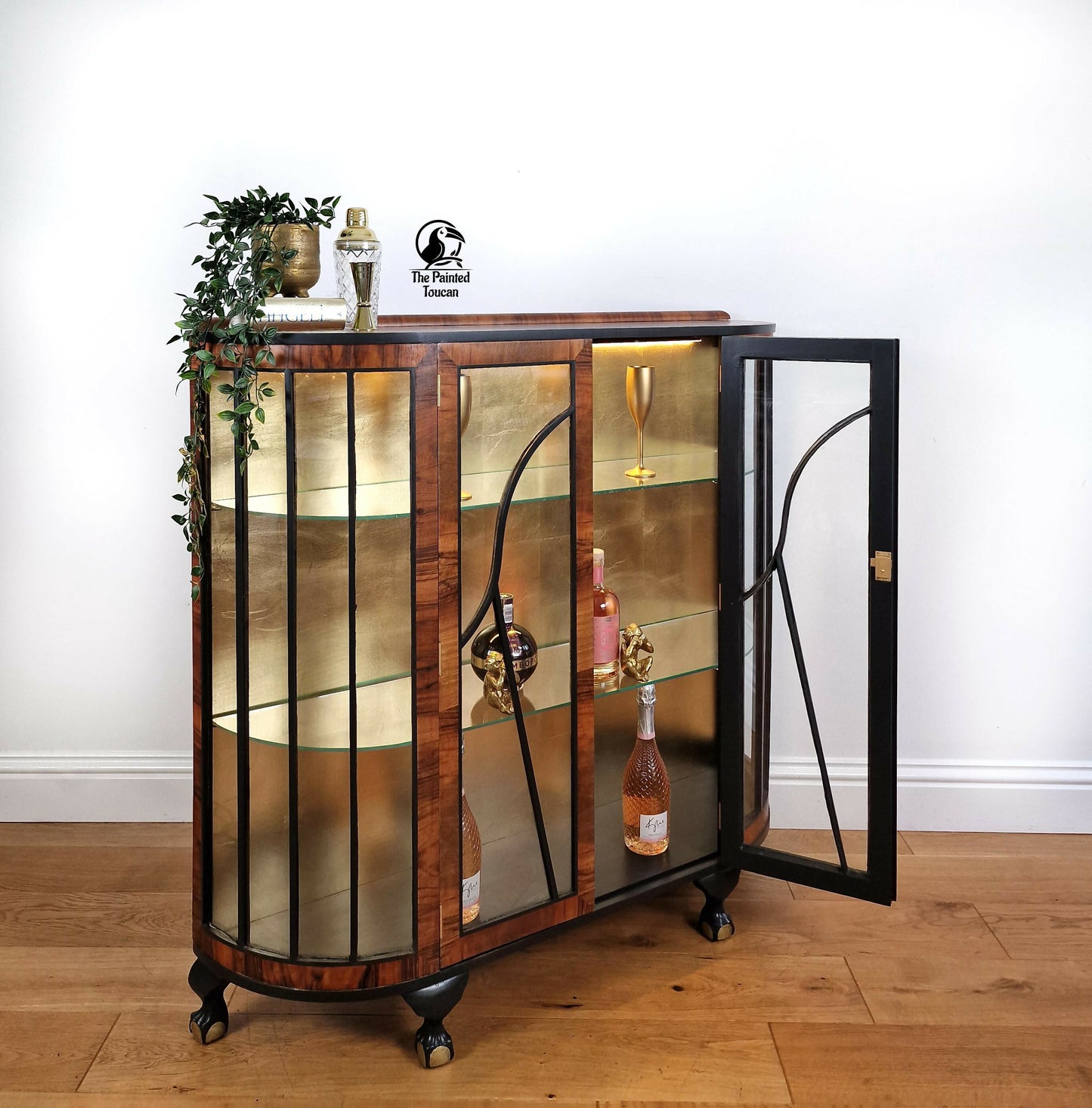 Vintage Art Deco drinks cocktail cabinet, black and gold