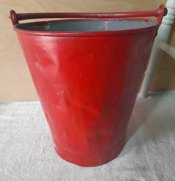 large_vintage-fire-bucket-1990s-sku26360803_0 (1)