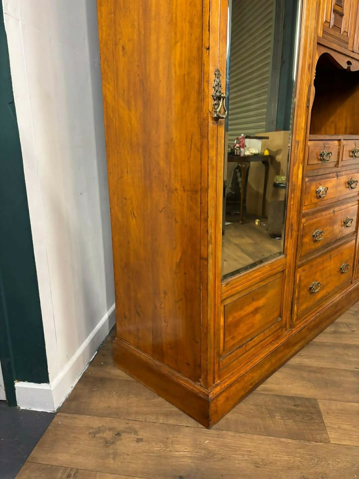 Edwardian Walnut Triple Compactum Wardrobe