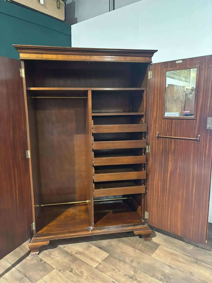 Late 20th Century Harrods Burr Walnut Gentleman's Fitted Wardrobezx
