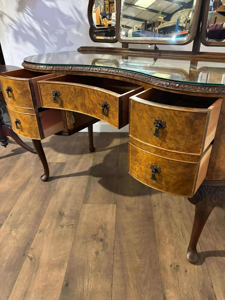 Vintage Walnut Veneered Kidney Shaped Dressing Table with Triptych Mirrorsc