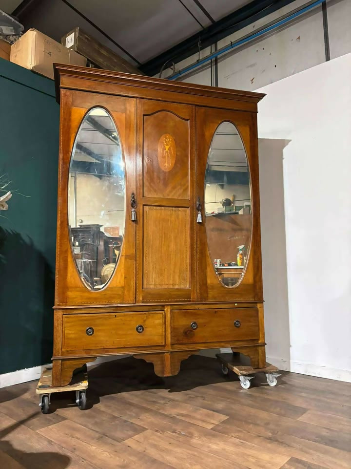 Edwardian Inlaid Mahogany Wardrobevb