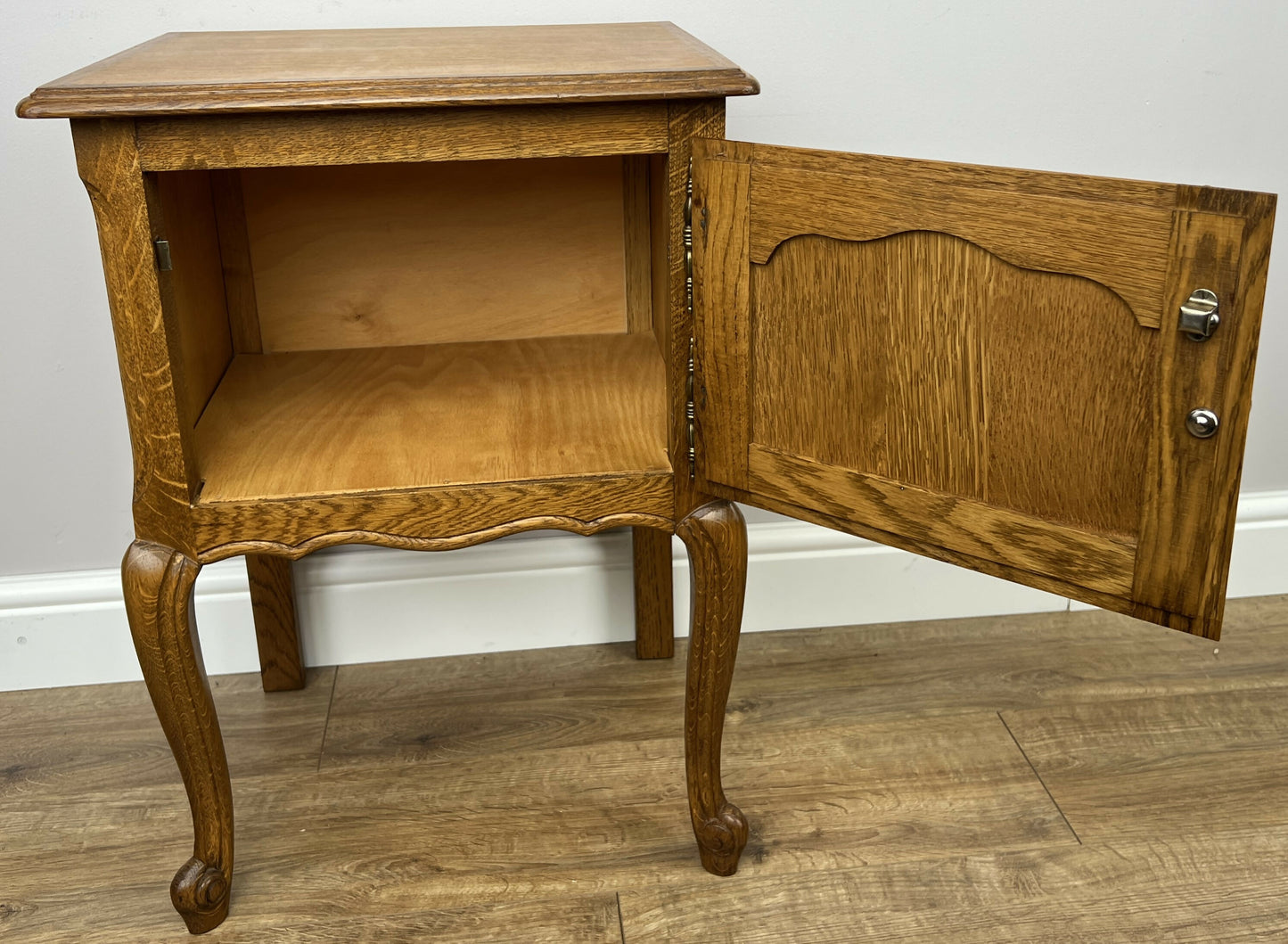Pair of Bedside Tables Vintage French Louis Oak Nightstands Cabinets LOT 6297