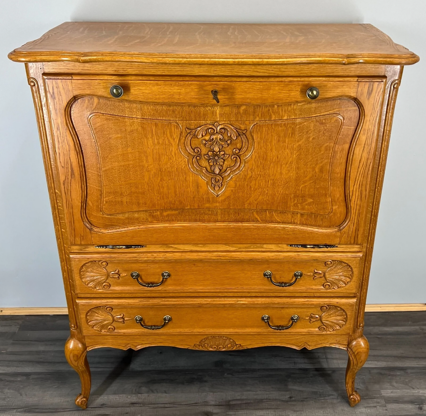 Cabinet Vintage French Louis XIV Style Bureau Sideboard Carved Cupboard LOT 3551