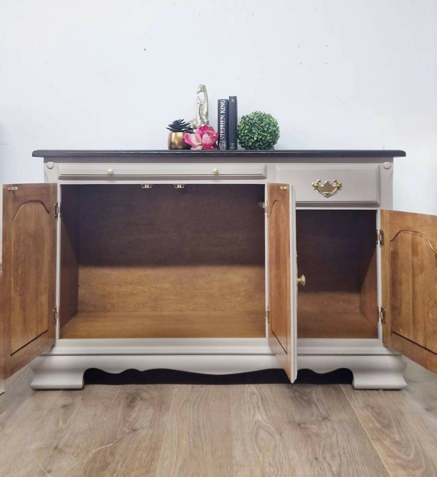 vintage sideboard, buffet,media unit, drinks cabinet, beige,taupe,vintage, kitchen cupboard,cupboard,cabinet