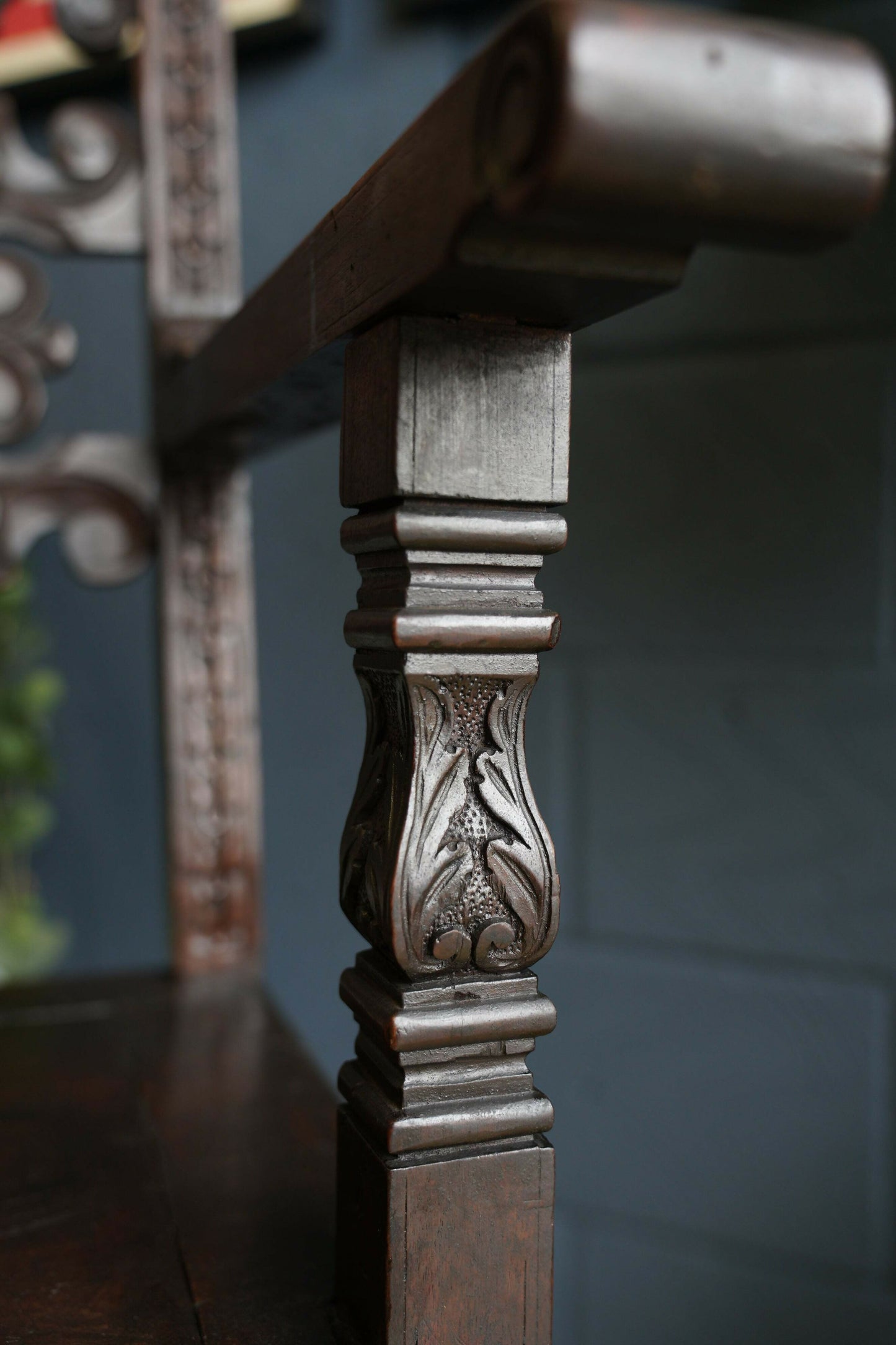 Italian Renaissance Revival Hall Oak Carved Antique Chair Carved Wainscot Throne Ecclesiastical
