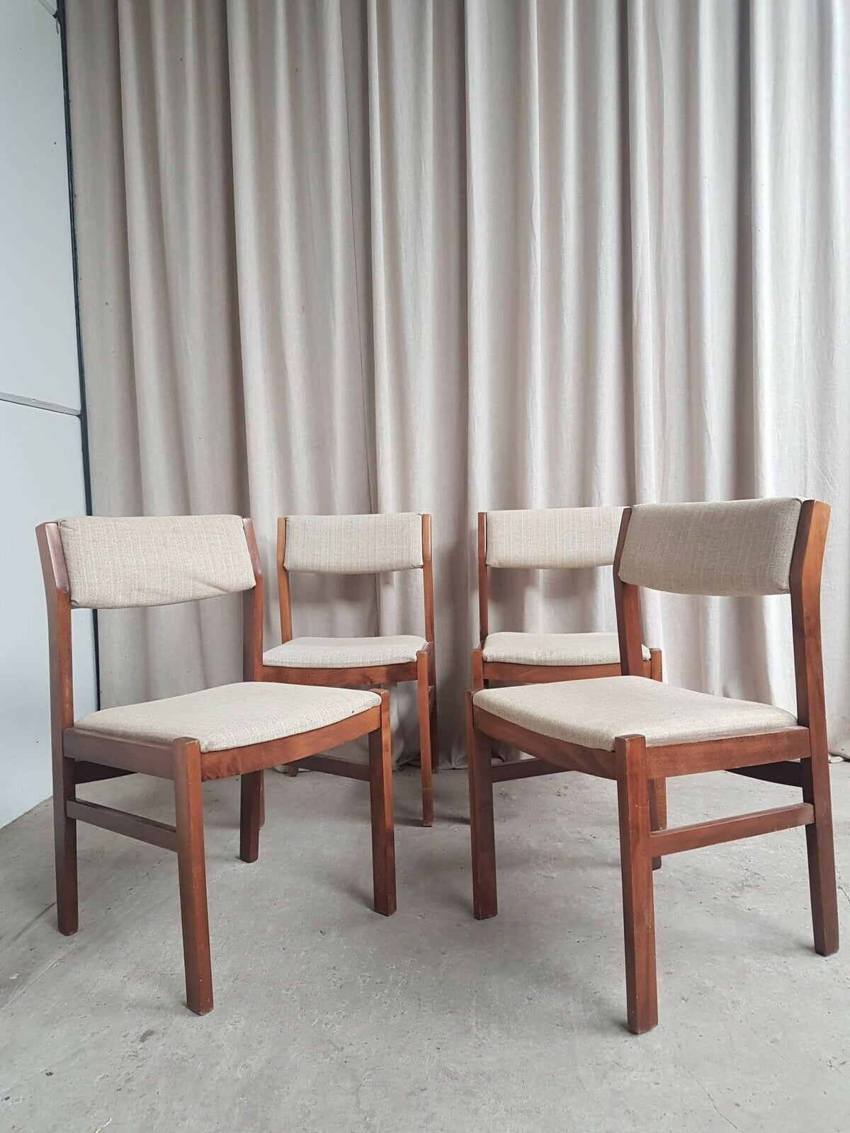 Vintage Mid Century Set Of 4 Dining Chairs Danish Scandi Retro R742