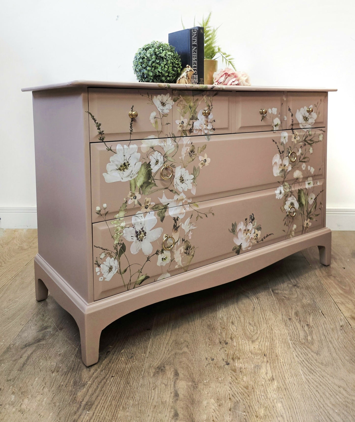 pink stag minstrel chest of drawers