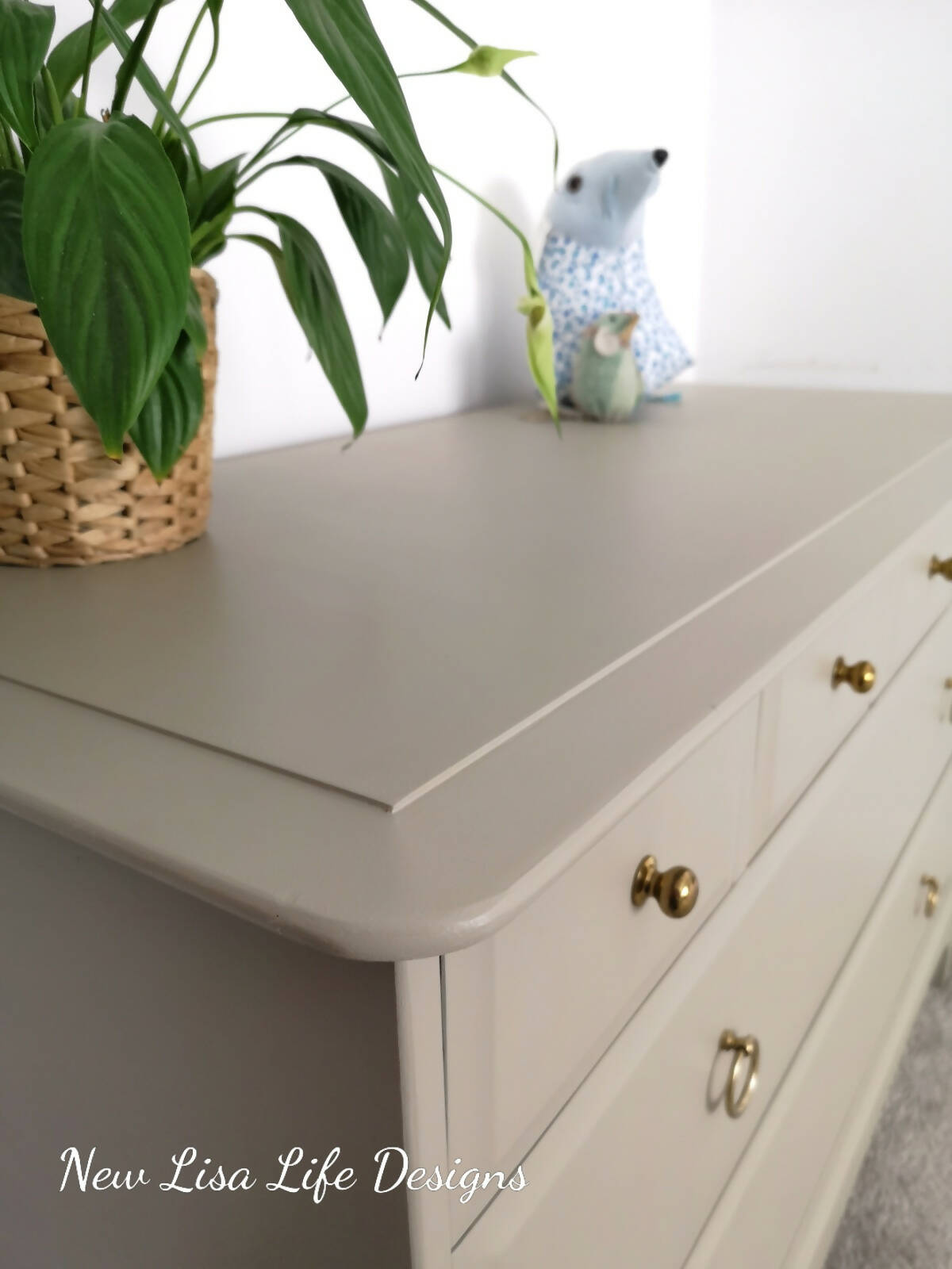 Stag Minstrel 6 Drawer Chest of Drawers "4 over 2" Any colour!