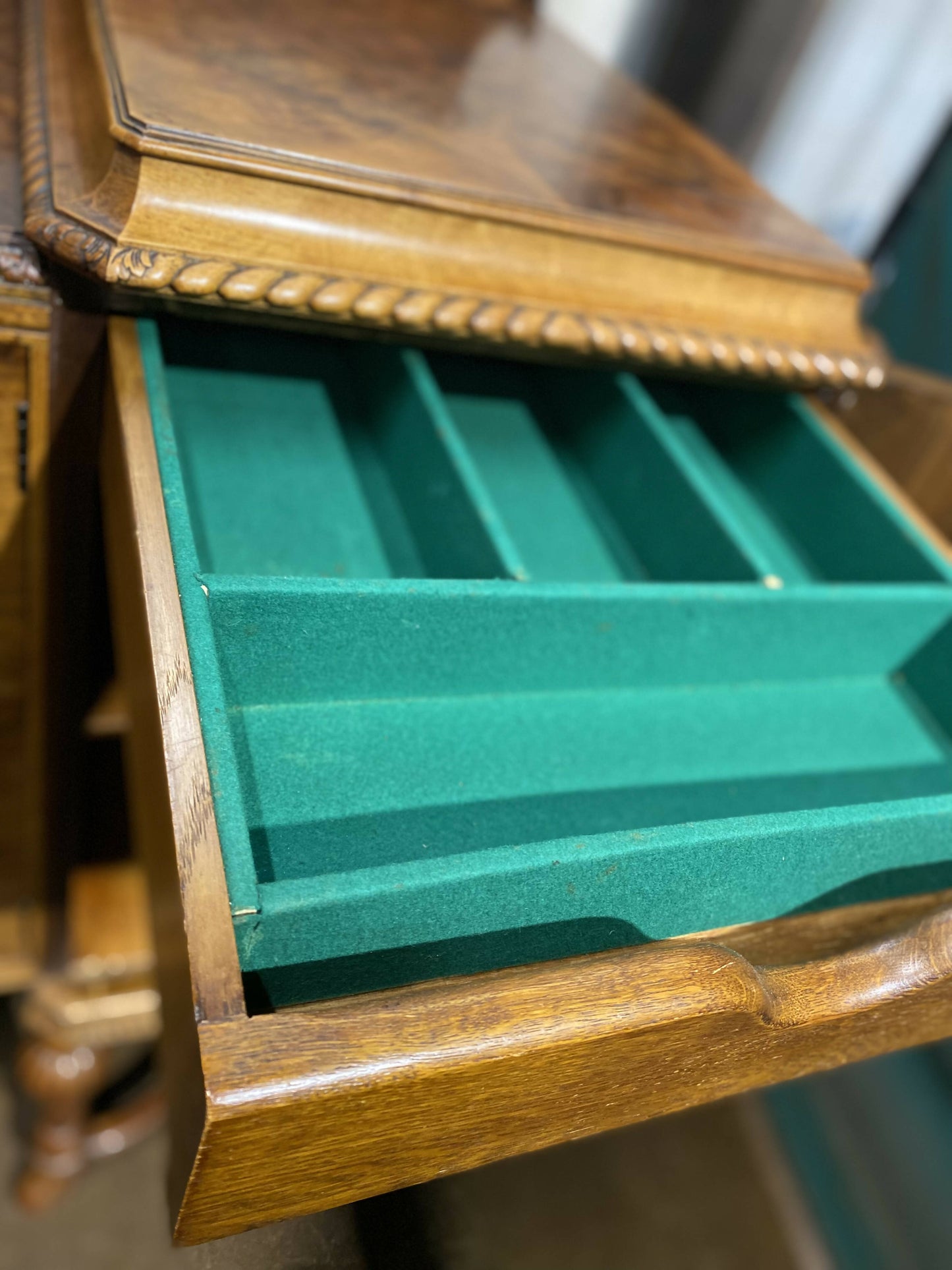 Edwardian Burl Walnut sideboard