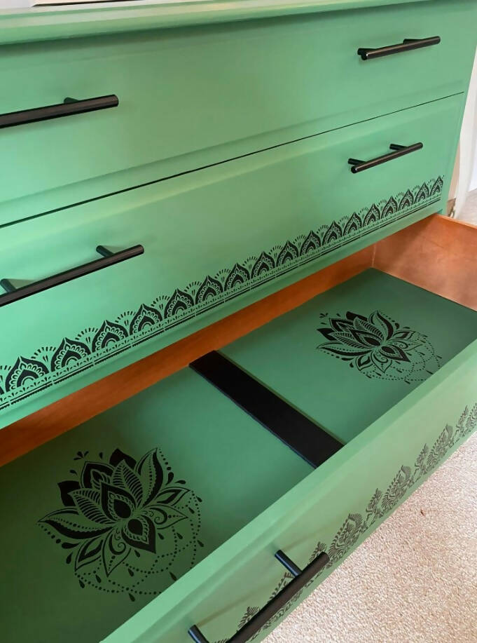 *STOCK CLEARANCE* Trendy Boho Style Green and Black Stag Large 3 Drawer Chest