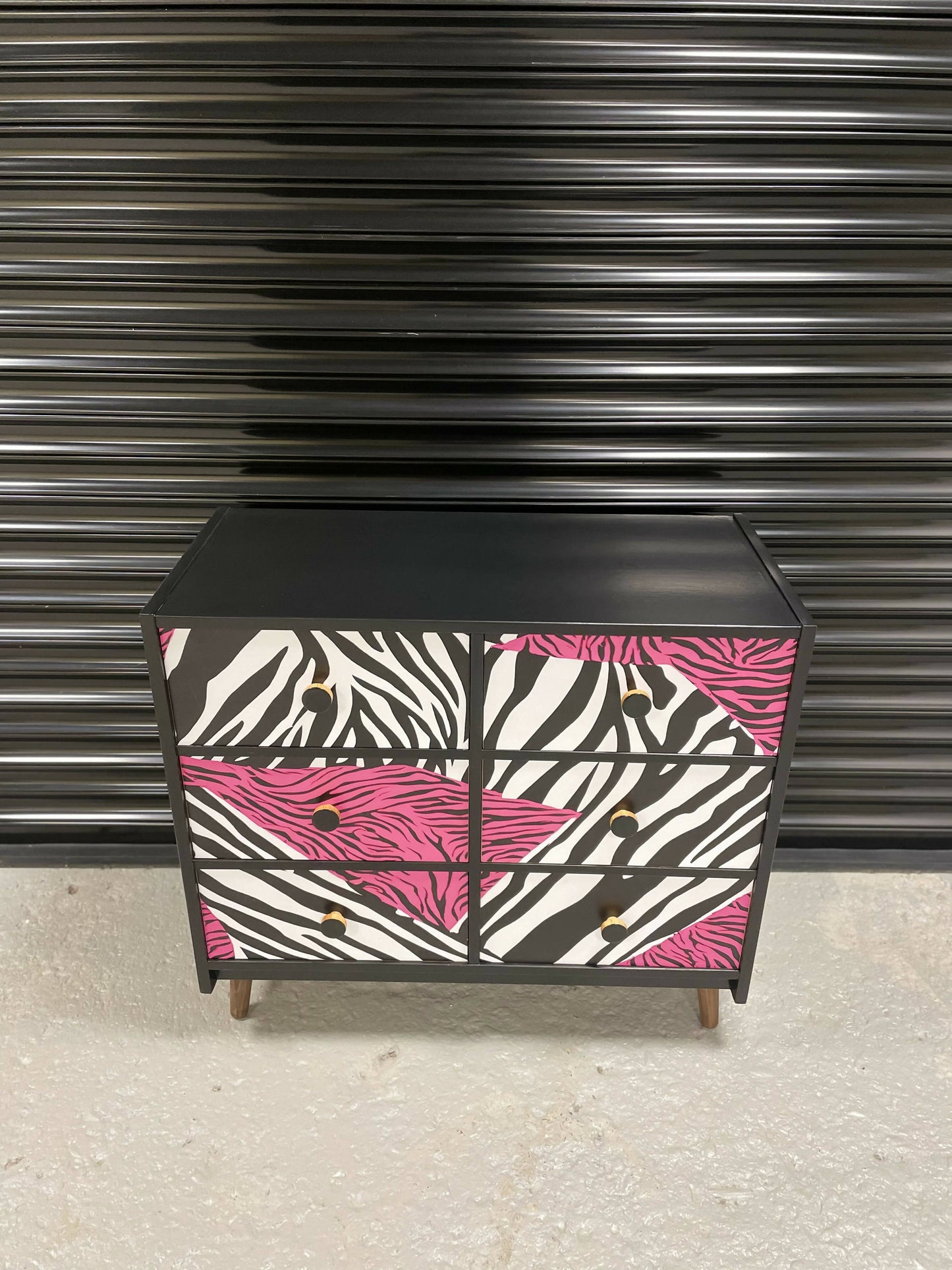 Black and White Vintage Zebra Chest of Drawers / Sideboard