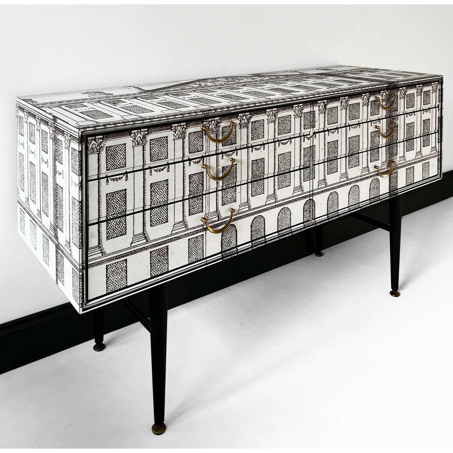 Painted Vintage Sideboard with light retro design Painted drawers Mid-ventury modern dressing table