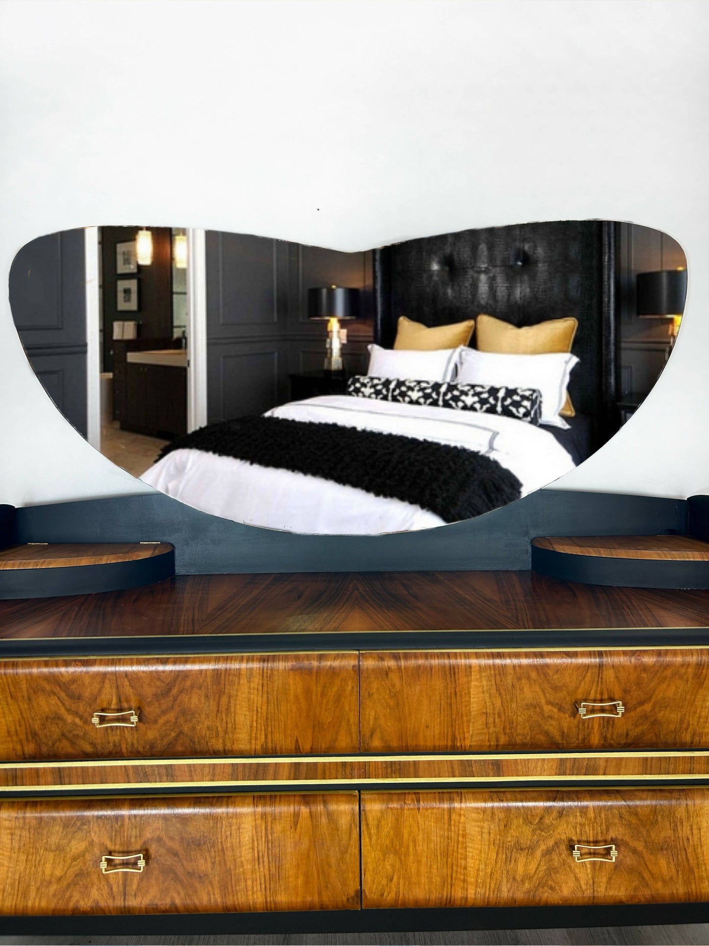 Black and Gold Dressing Table