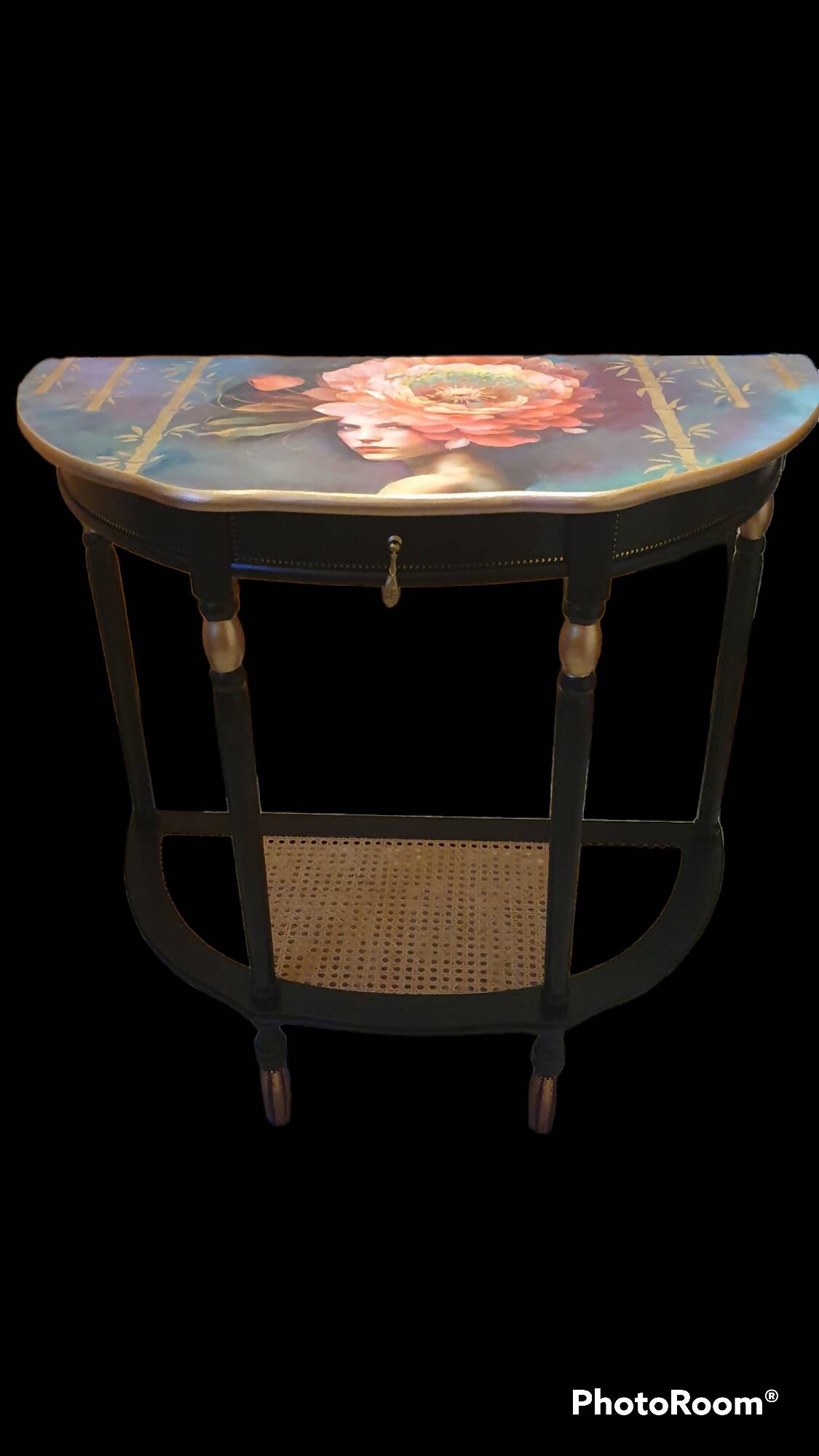 Hebe half moon table