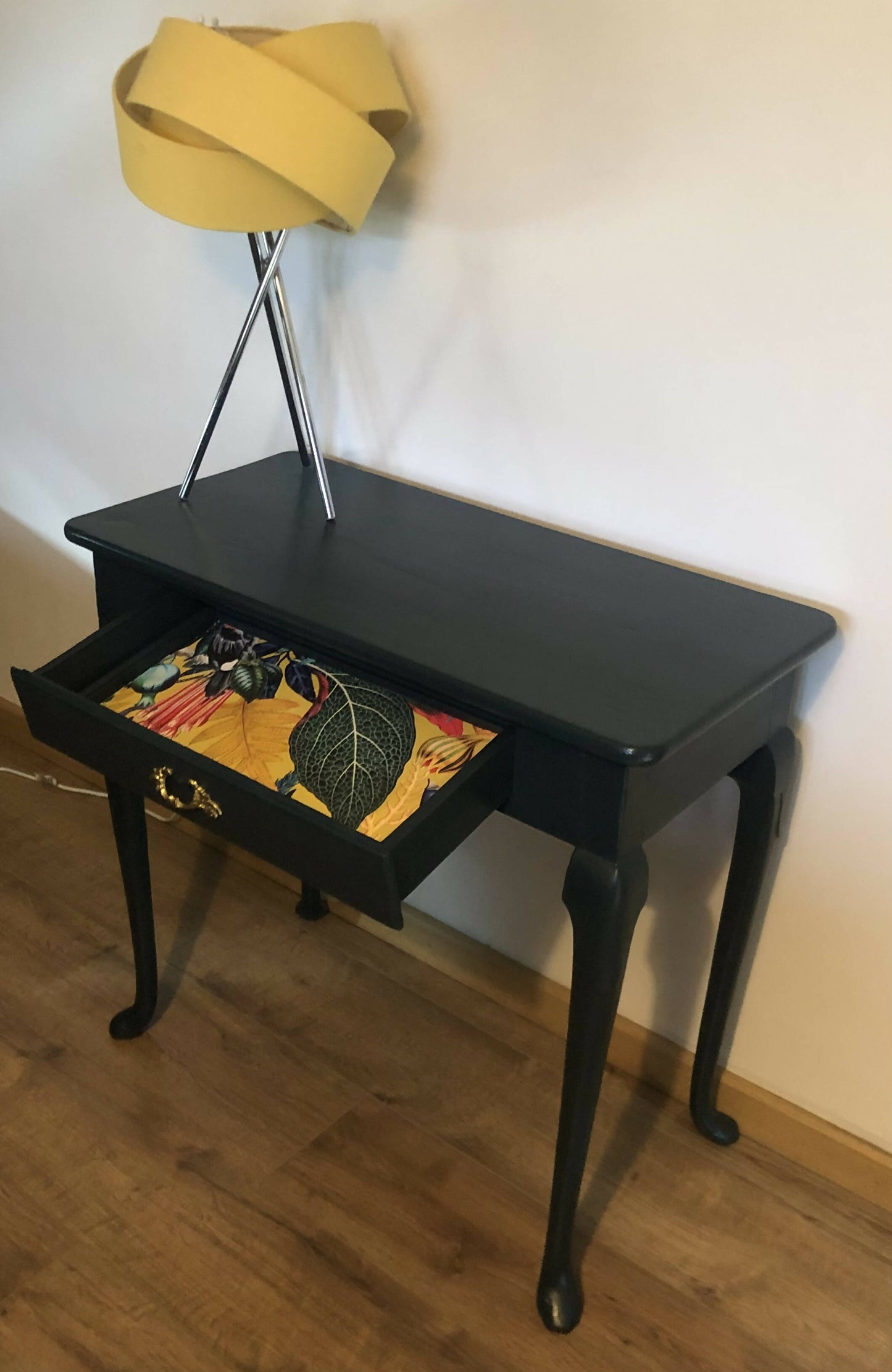 Georgian/Queen Anne style console table/dressing table