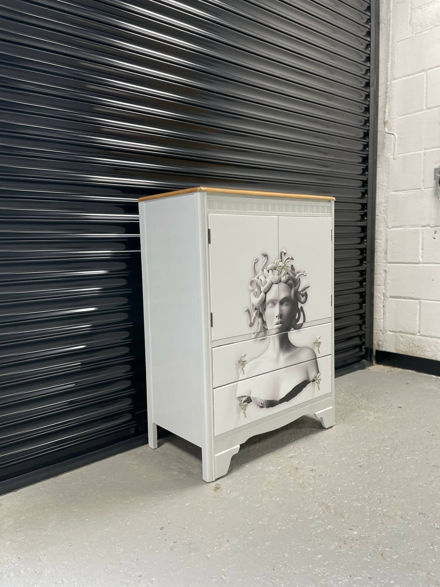 White Medusa cabinet Harris Lebus / Vintage Kitchen Cupboard