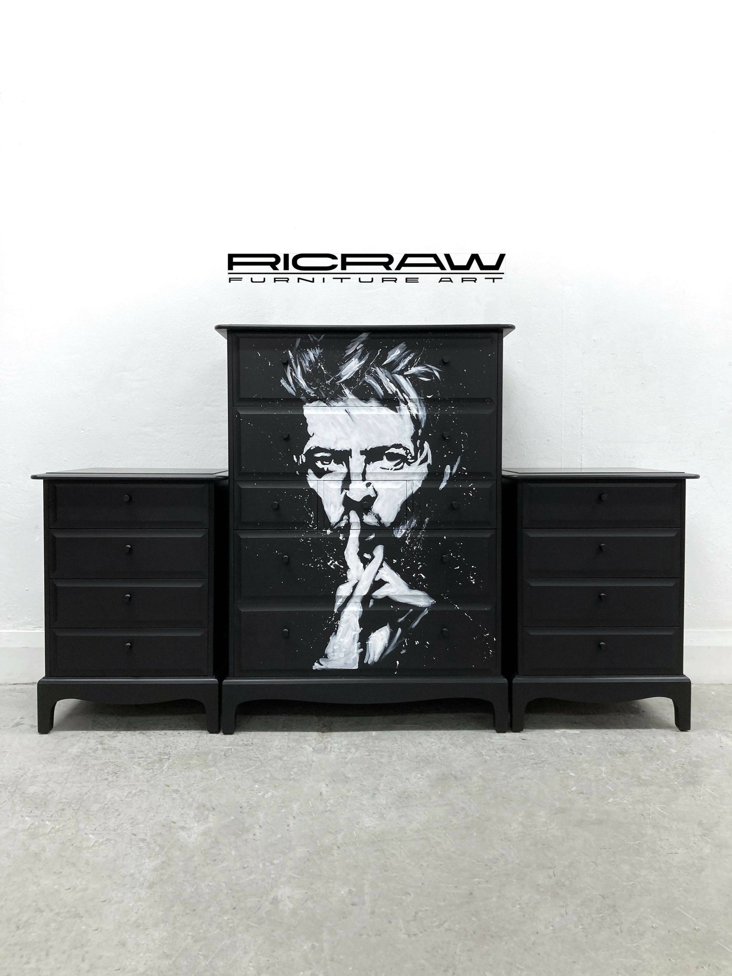 STAG MINSTREL TALLBOY & BEDSIDES ~ DAVID BOWIE