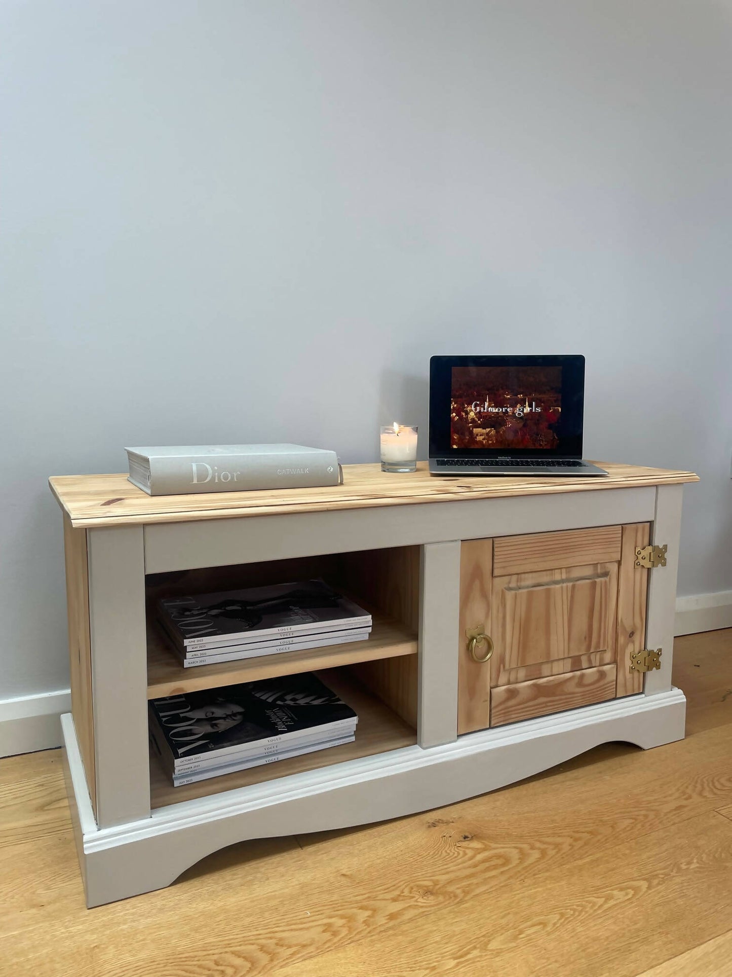 TV Cabinet
