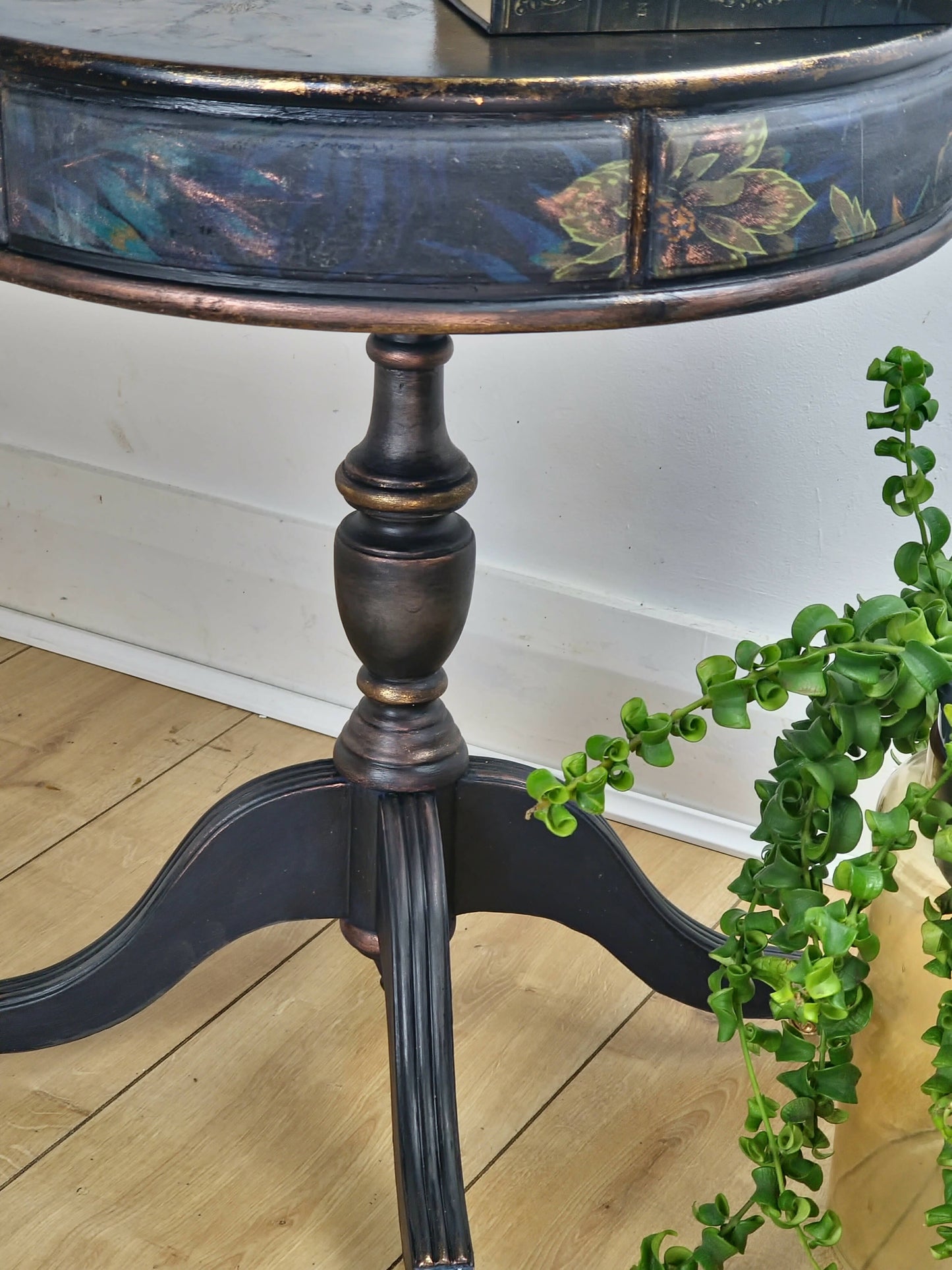 **Sold**Vintage Hand painted round side table, coffee table, Pedestal Drum Table, Round coffee table. Black table, Navy Gold Amber. Two drawers.