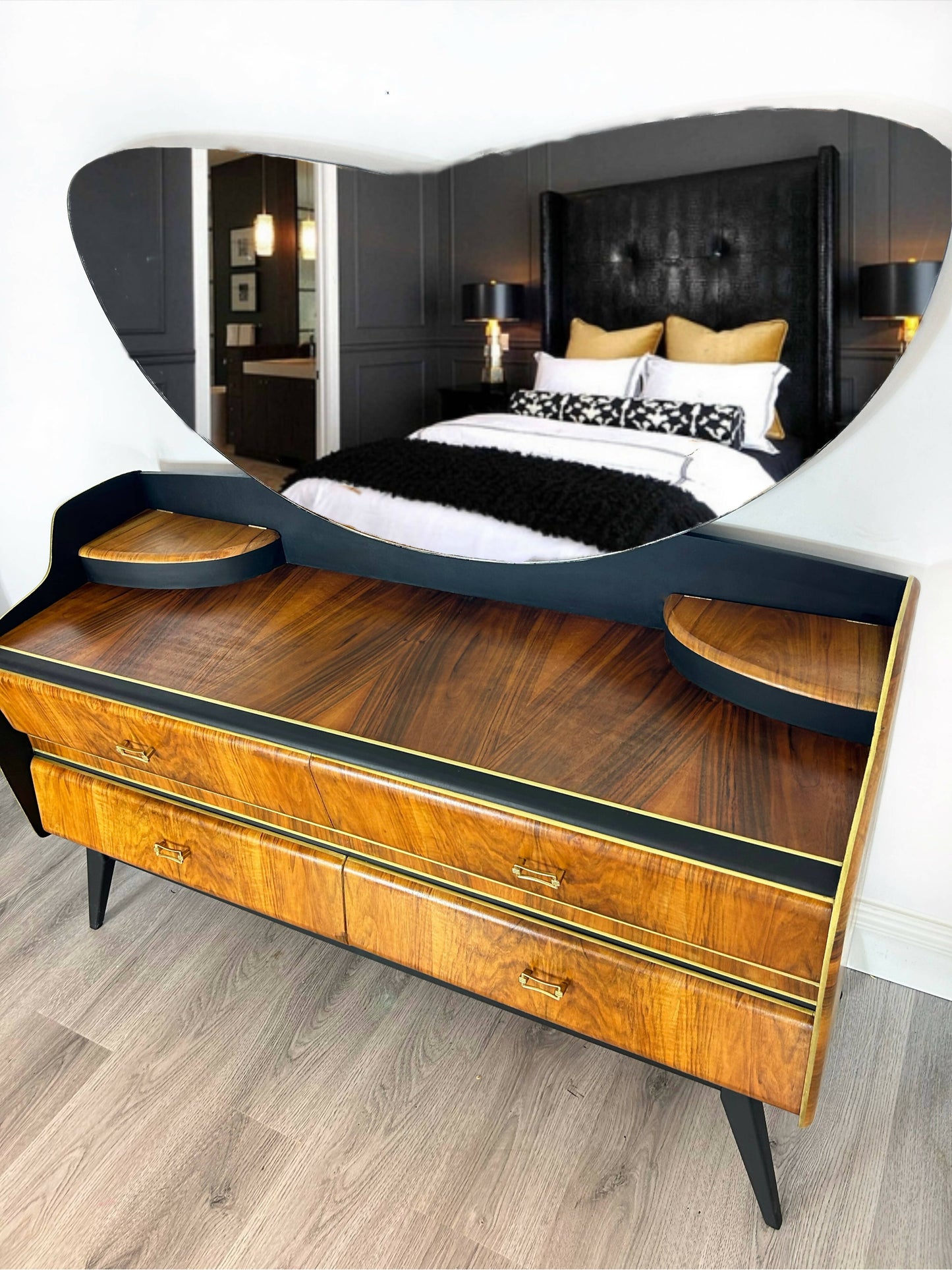 Black and Gold Dressing Table