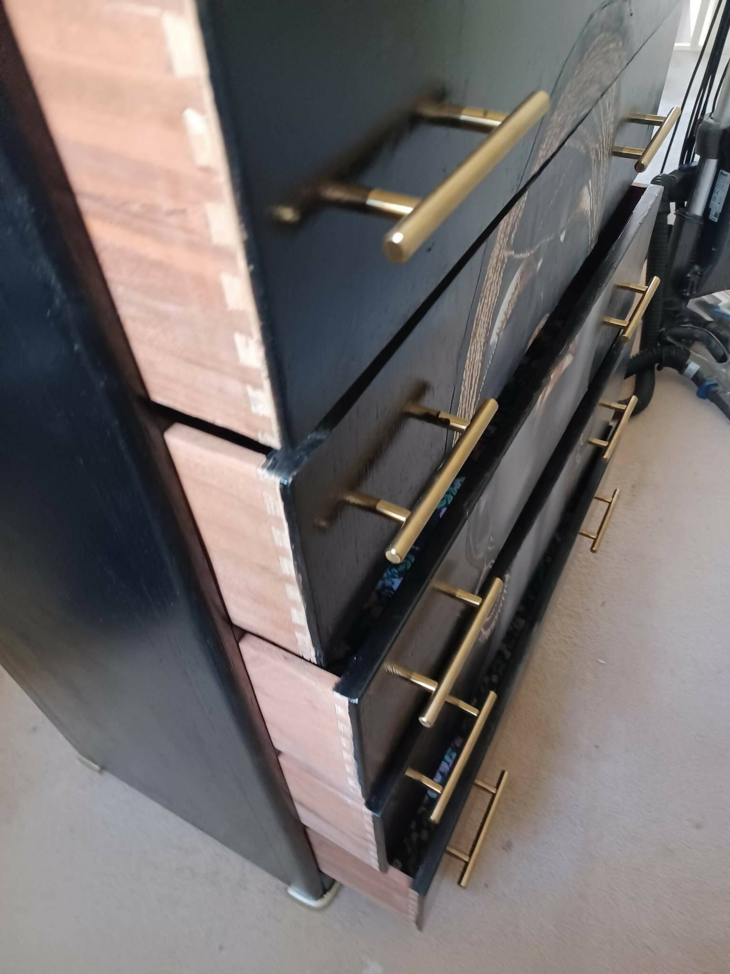 BEAUTIFUL BOHEMIAN ELEGANT BLACK AND GOLD DRAWERS
