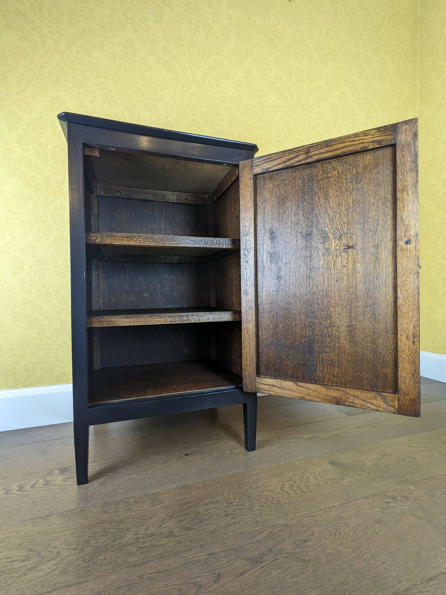 Vintage cupboard upcycled in pop art style.