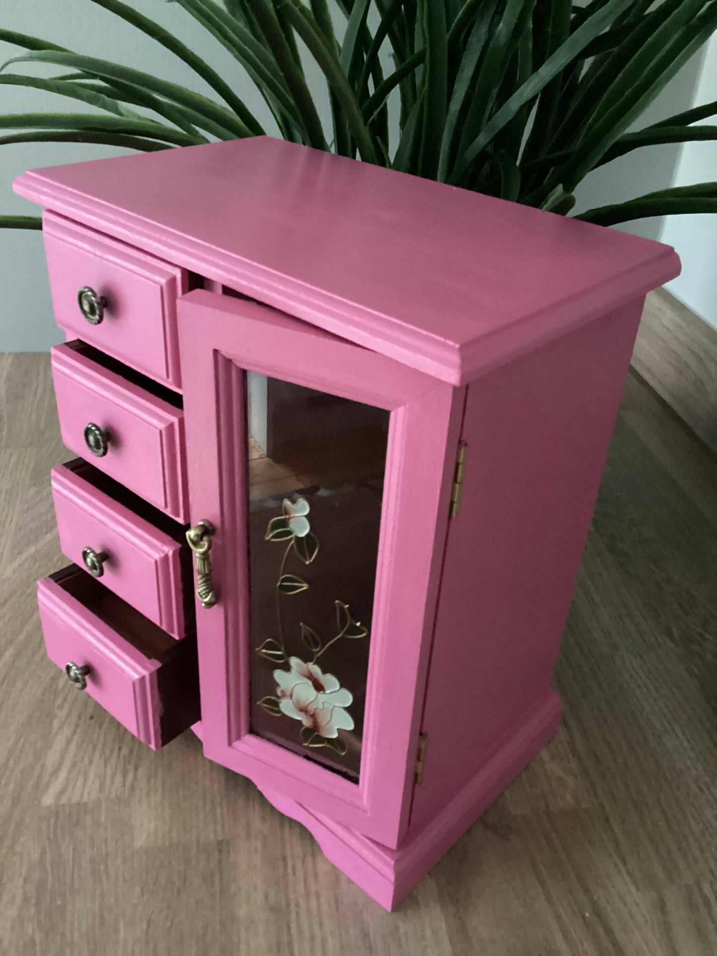 Musical jewellery Cabinet